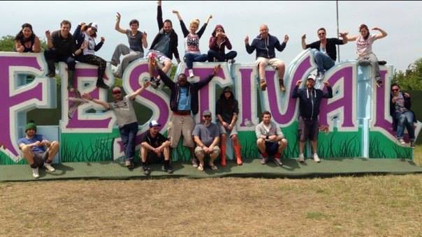 LEKIDDO - Lord of The Lobsters! live Pinchy Pinchy kiss kiss party at Isle of Wight Festival, Lifes A Beach! 2013